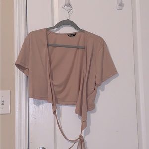 Cross body tie up top never worn🌸